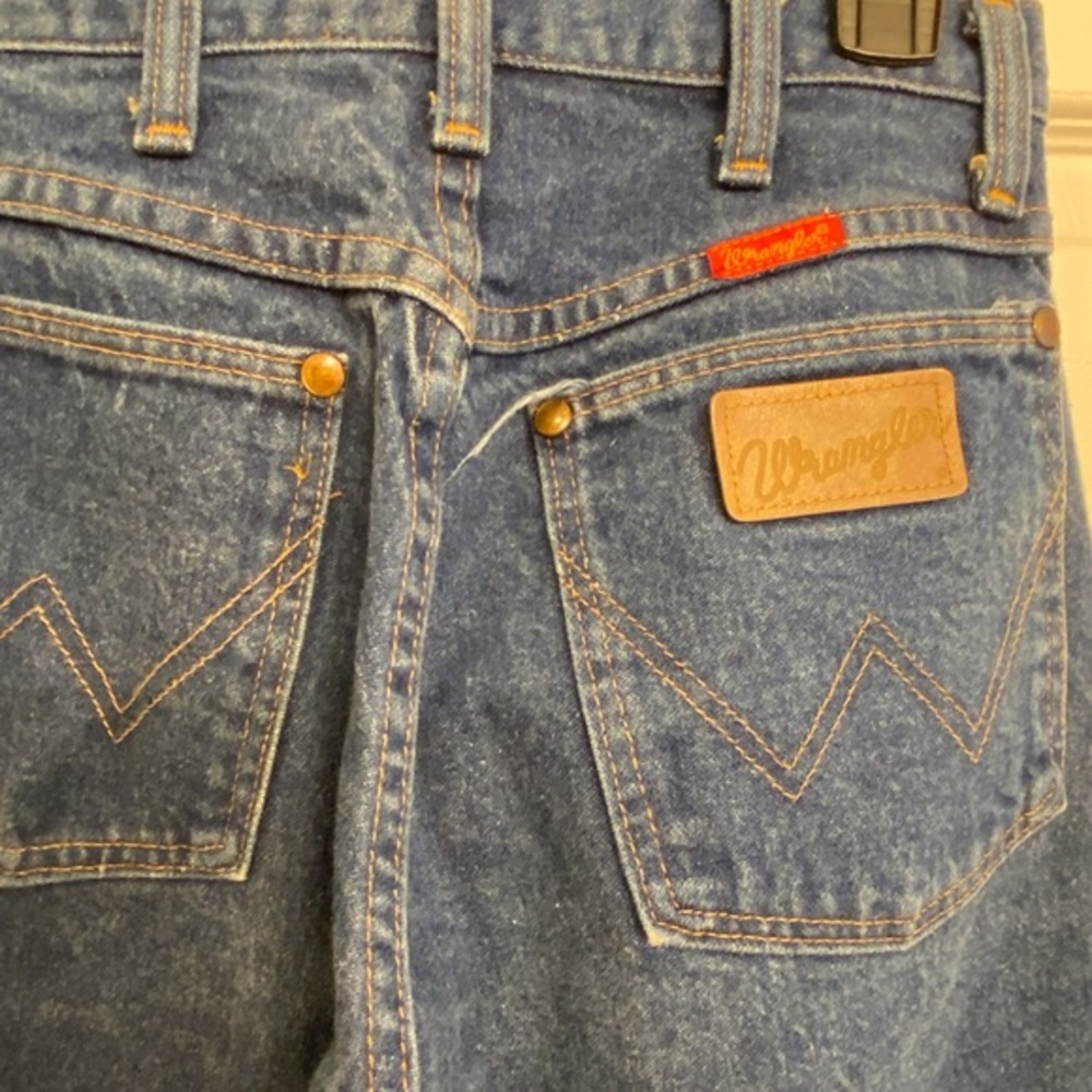 Wrangler cut off petite jeans